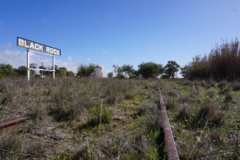 Illustration for article titled Exploring the Towns and Ghost Towns of the Mid-North